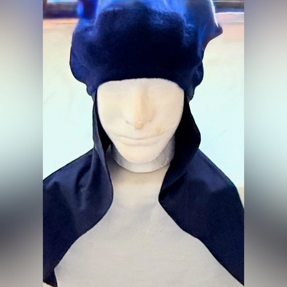 Vintage Women’s Winter Trapper Hat Dark Navy Blue Ear Flaps Fleece Casual - Picture 1 of 12